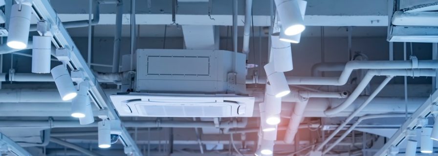 Directional,Led,Lights,On,Rails,Under,The,Ceiling,In,A